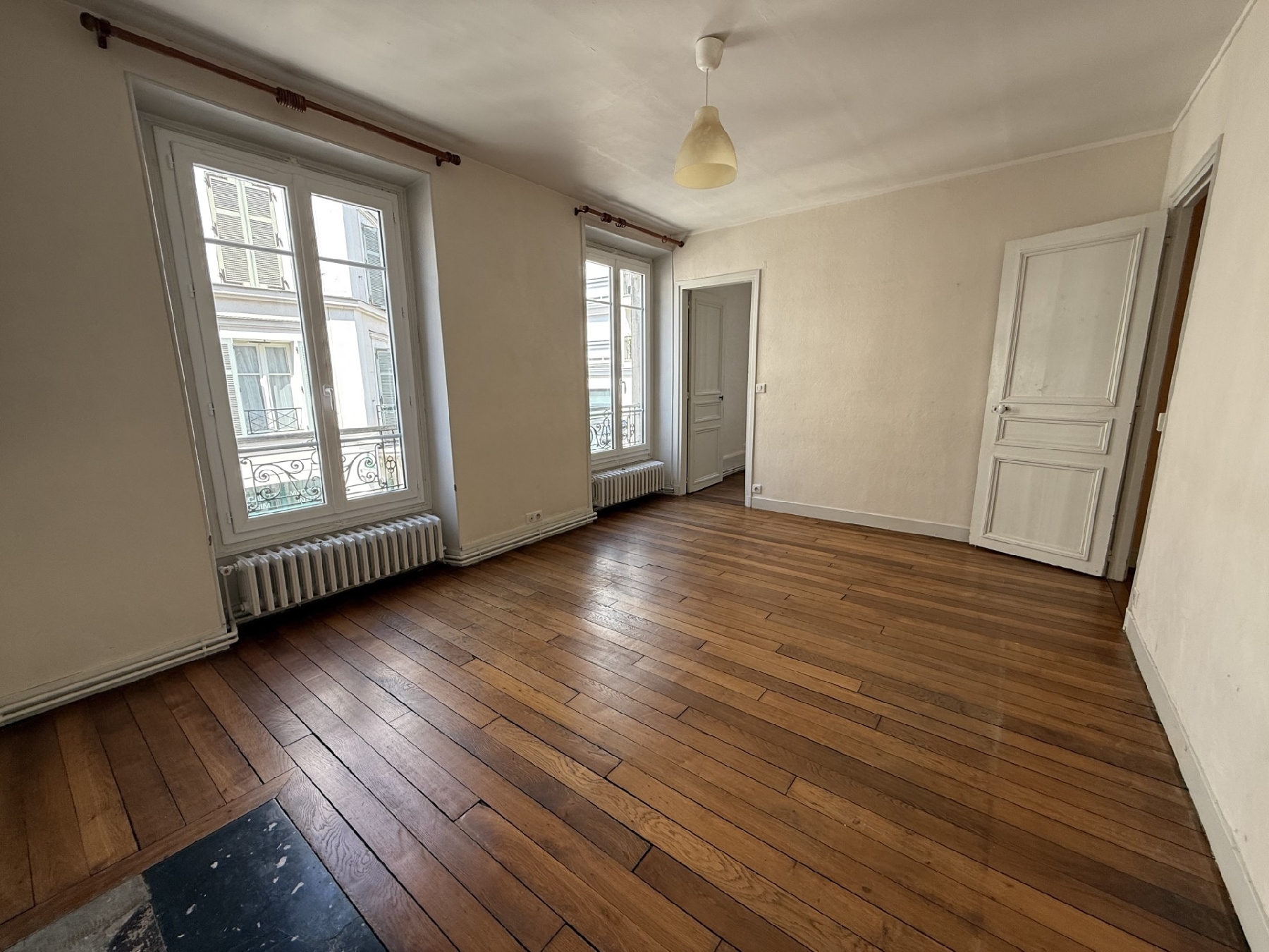 Cliquez ici pour plus de details ...