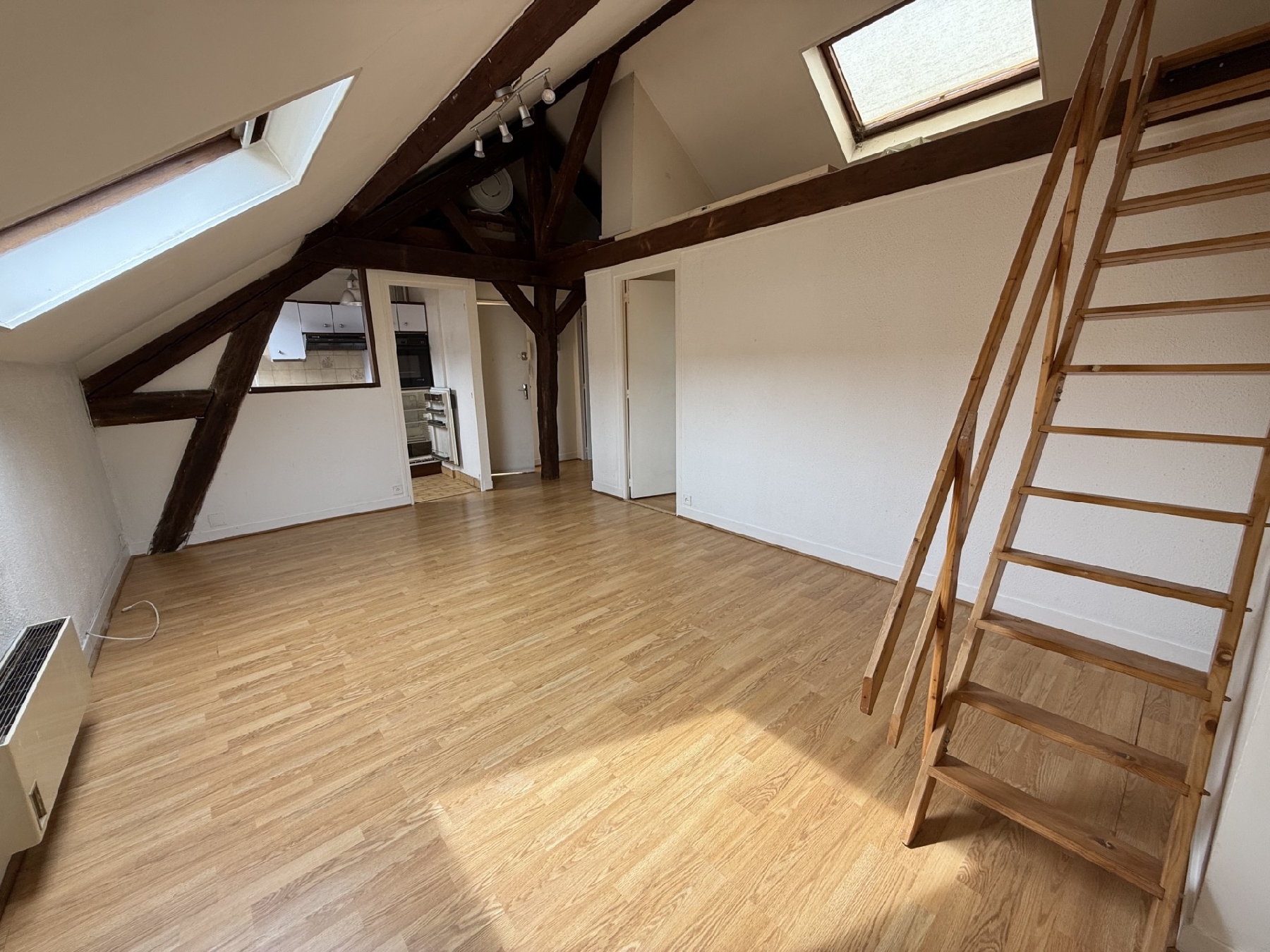 Cliquez ici pour plus de details ...